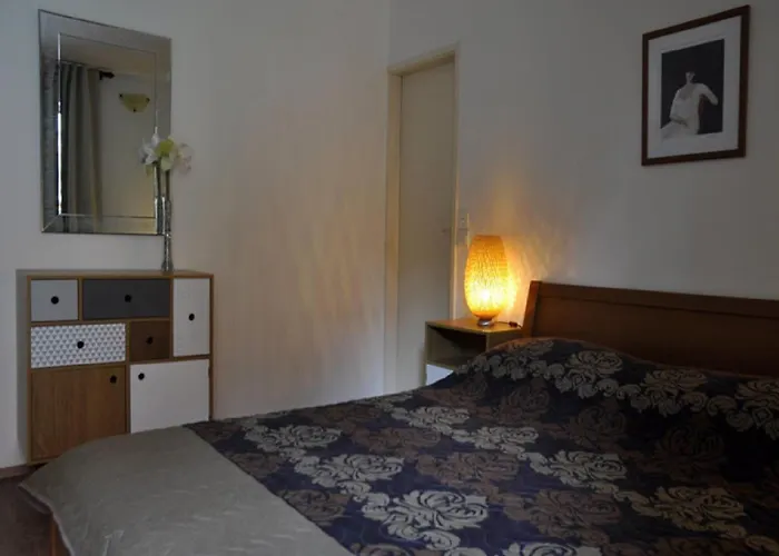 Profaca - One Bedroom With Terrace Apartman