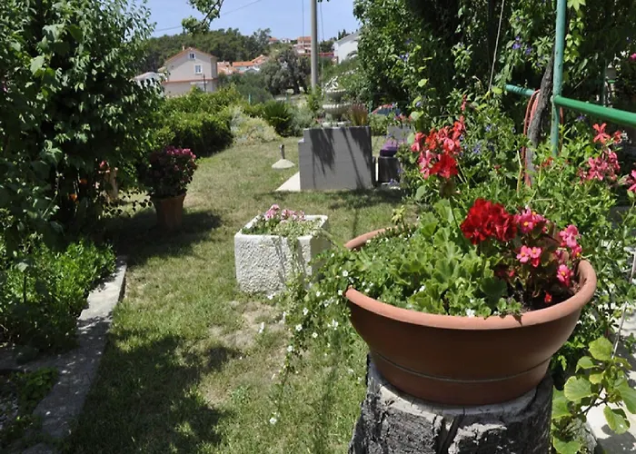 Apartman Profaca - One Bedroom With Terrace