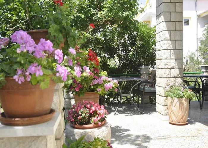 Apartman Profaca - One Bedroom With Terrace *