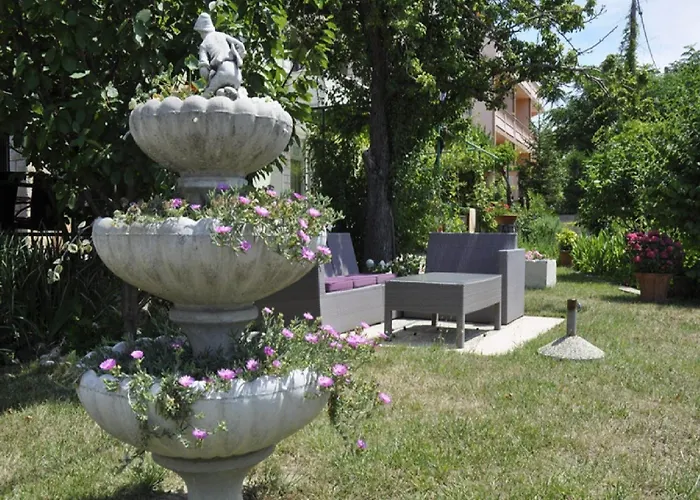 Profaca - One Bedroom With Terrace *